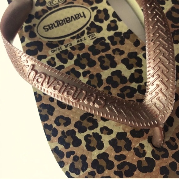 Havaianas Leopard Print Flip Flops - Picture 5 of 9